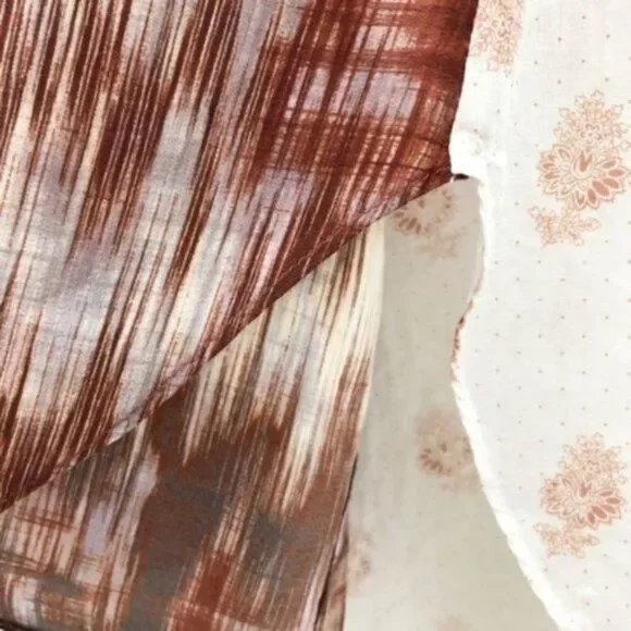 ELIZABETH AND JAMES Julian Blouse  - Picture 4 of 7